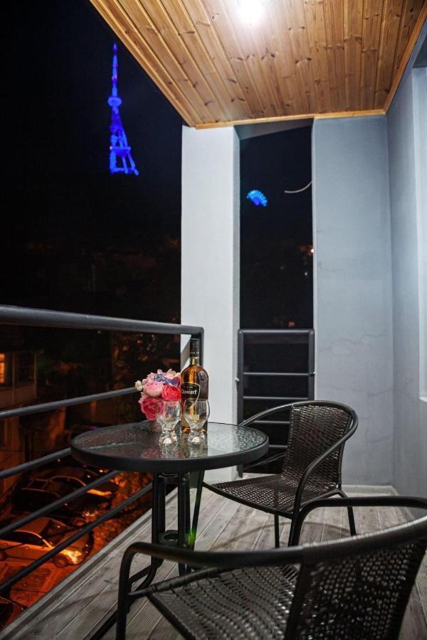 Twins Hotel Tbilisi ภายนอก รูปภาพ