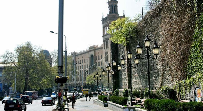 Twins Hotel Tbilisi ภายนอก รูปภาพ