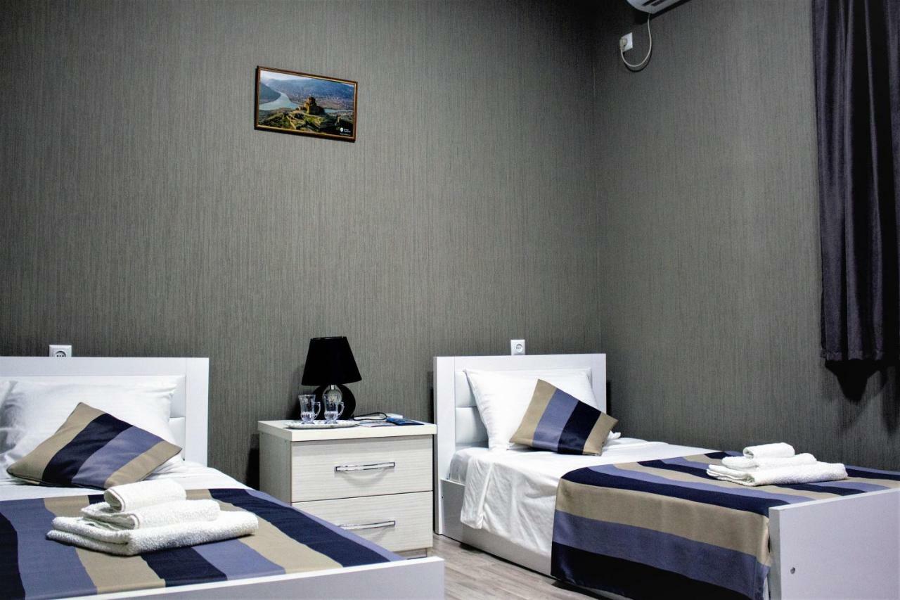 Twins Hotel Tbilisi ภายนอก รูปภาพ